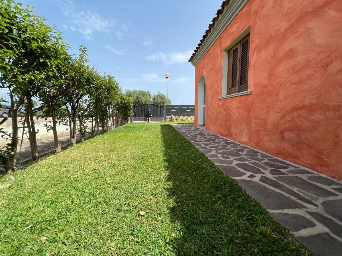 Villa Antonella Сан-Теодоро Екстер'єр фото